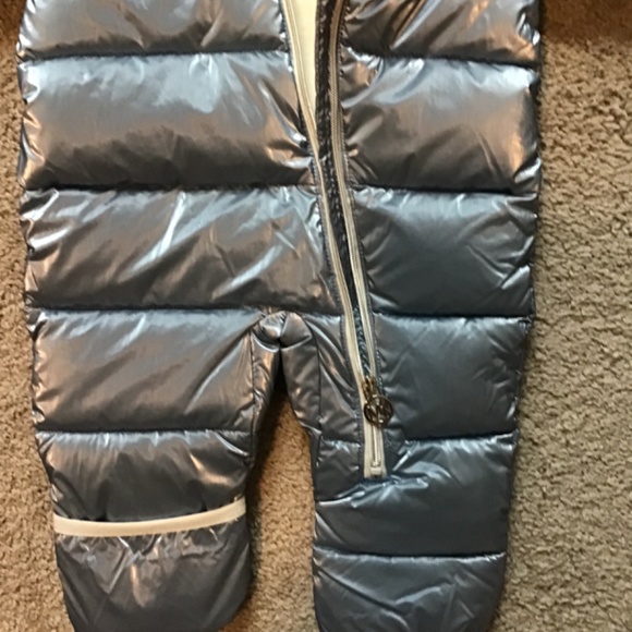 MICHAEL KORS Baby Girls Heavy Weight Front Zip Metallic Pram Jacket 6-12… - Picture 7 of 8